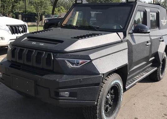 这款国产SUV简直就是装甲车，售88万对标路虎揽胜