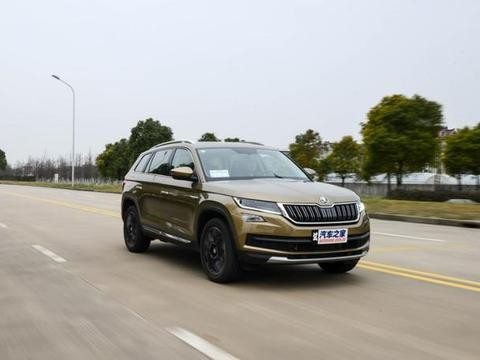 老家朋友说，这款中型SUV在8月份淡季逆袭了市场