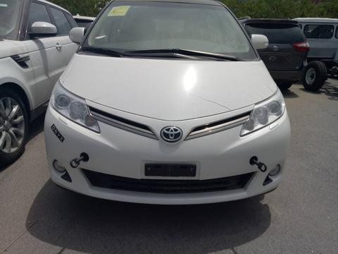 17款中东版丰田大霸王普瑞维亚两驱商务外形独特