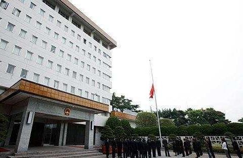 各国驻日本大使馆,中国不是红旗,比日本首相座驾还牛