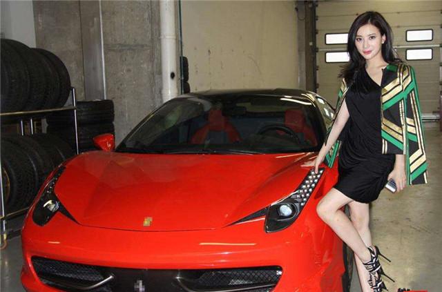 王宝强新女友曝光,出行开豪车,容貌远超马蓉!