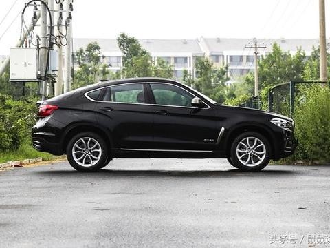 长4.9，科技配置丰富，标配全时四驱+发动机启停！