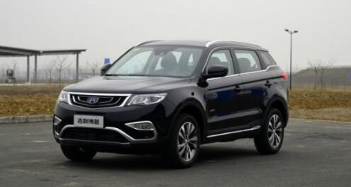 博越与卡宴的初次邂逅，卡宴车主说再也忘不了博越