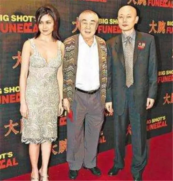 关之琳为什么这么漂亮，看看她的老爸老妈就明白啦！