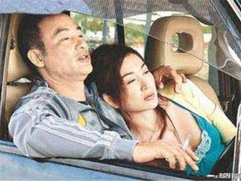 他因拍影片太多致腰肌劳损，今结婚20年无绯闻！