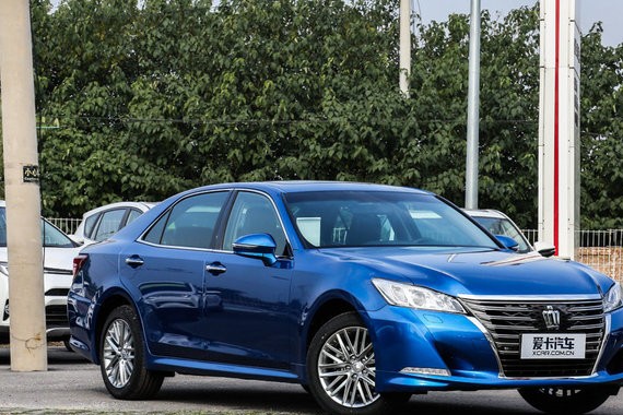 取消2.5L发动机 曝丰田新皇冠配置信息