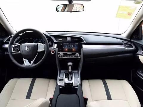 这三款平民轿车内饰最上档次，最后一款吊打迈腾