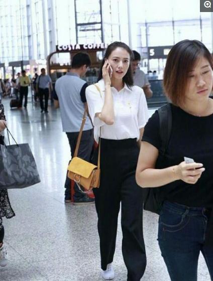 大家不要再被女明星机场照给骗了?这才是真正模样?|闫妮|王鸥|汤唯_新浪女性_新浪网