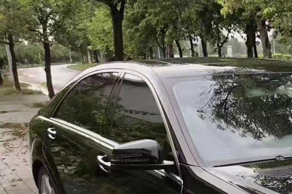 十多万买下奔驰S500，上下班不迟到，朋友也多了