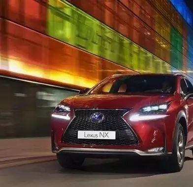 仅有150马力的豪车 雷克萨斯这款2.0L还不如自家丰田？