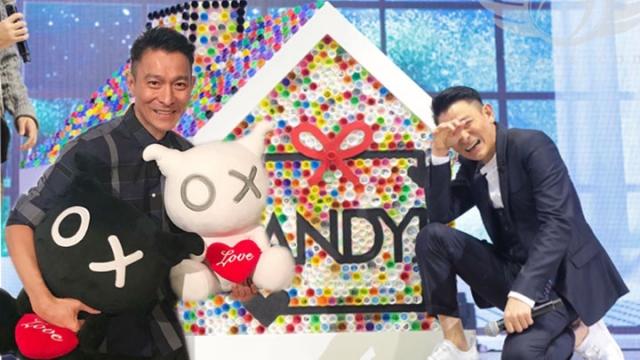 刘德华提早与粉丝庆祝56岁生日:一家人笑声不