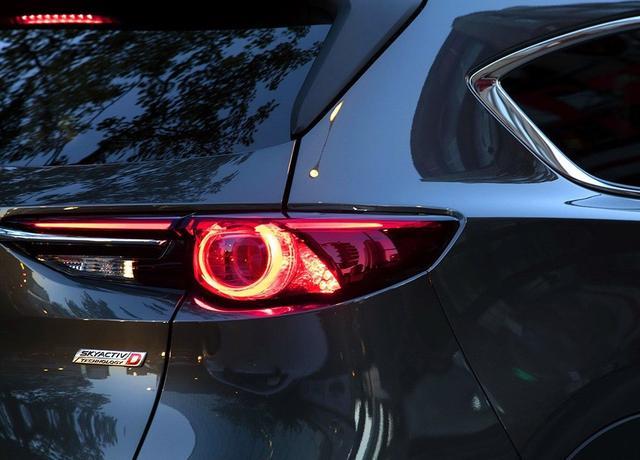 汉兰达真正遇到强敌,轴距近3米,7座汉兰达又被吊打