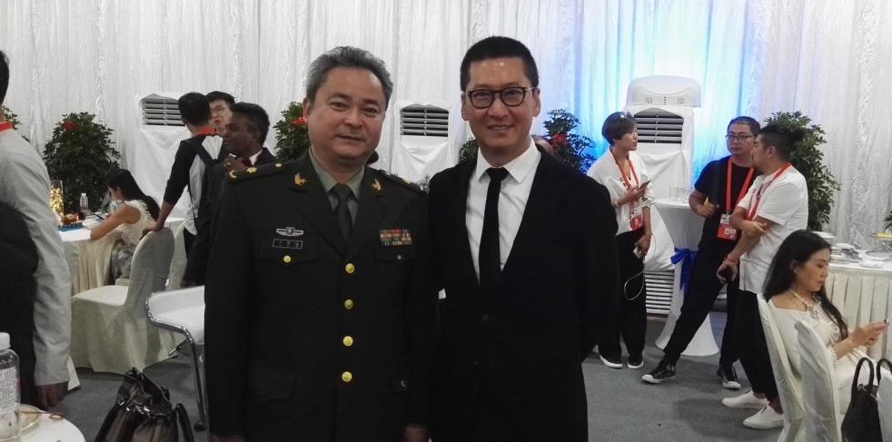 套路！周杰复出林心如“舌吻门”是第一炮