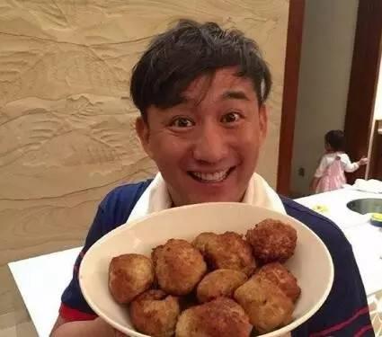 熬到中年变丑才爆红,年轻的他们原来也曾是小鲜肉!