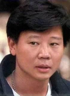熬到中年变丑才爆红,年轻的他们原来也曾是小鲜肉!