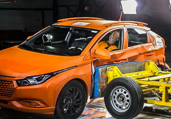 比本田H-RV安全,比丰田C-HR帅,这SUV能成黑