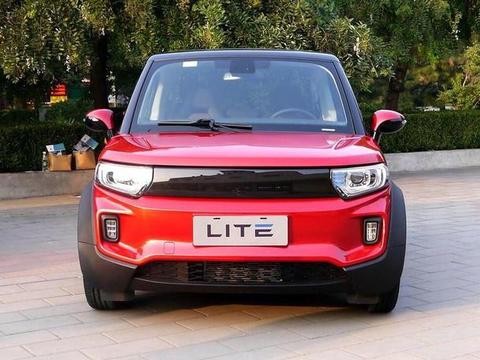 小车还买Smart？被称为行走表情包，无框车门太拉风