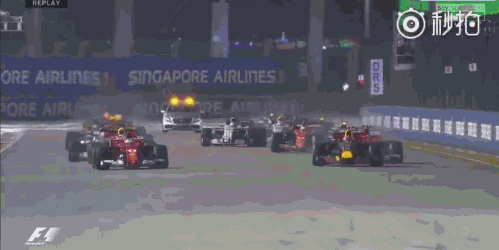 f1史上最离奇开局撞车撞毁法拉利的追击梦