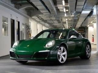 国产全新凯美瑞亮相；保时捷911百万纪念版将首发