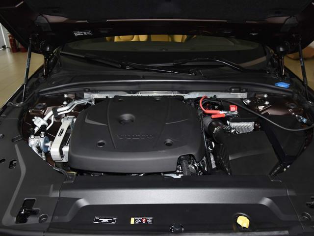 没有副驾的豪华车,3座车轴距超3米,比奔驰S级舒适