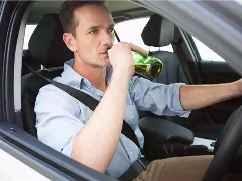 两年后，汽车要喝酒上路