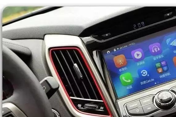 这些车不仅好看价不高，就连内饰也是运动感十足｜车业杂谈