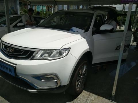 看了实车才知道，博越每个月卖2万多台并不是吹的