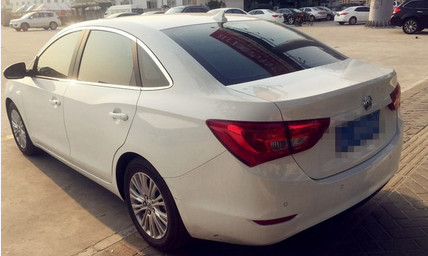 小伙子买英朗几个月就后悔 噪音油耗大 不如买