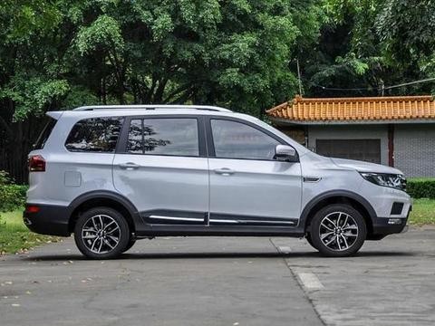 摩托车品牌来造SUV，5.99万起售大7座空间