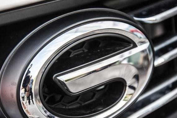 国产高端MPV或15万起售！碾压埃尔法和GL8