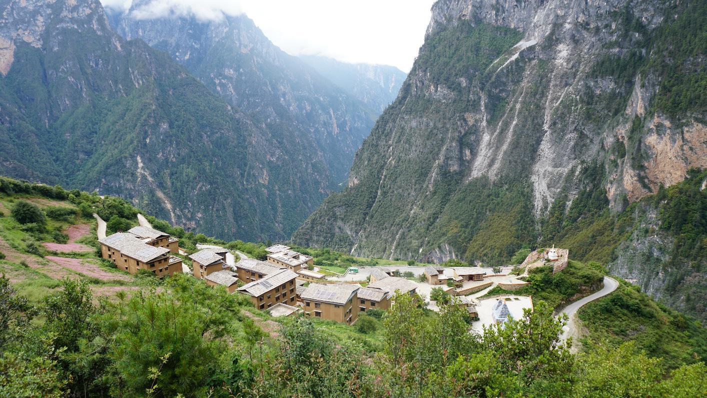 香格里拉两大绝美峡谷虎跳峡+巴拉格宗行摄徒步两日