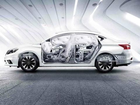 它油耗仅5.9L力压昂克赛拉，为抢市场最高降价3万！