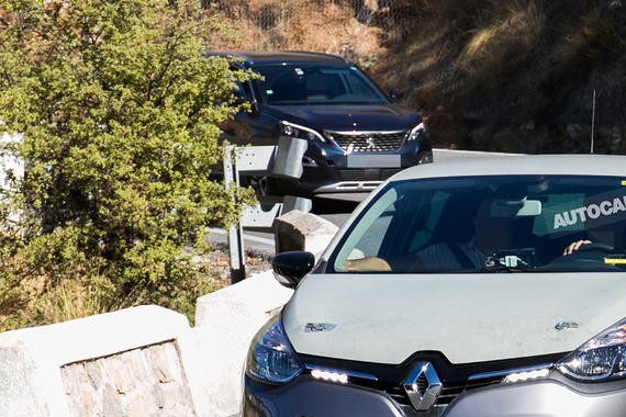 新一代雷诺Clio路试谍照曝光 有望2019年发布