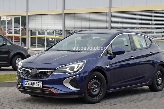 欧宝新款Astra GSi谍照曝光 或明年亮相