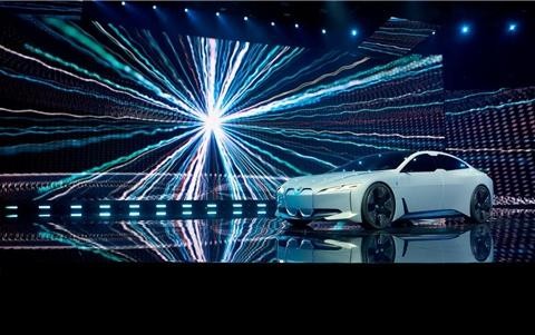 谁在改变游戏规则？