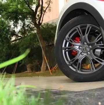 试驾 | 感觉自己要红了，即将走上人生巅峰，迎娶高帅富……