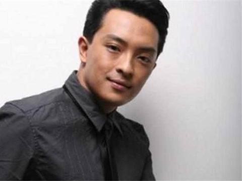 他当年只有200元，7年无戏可拍，今拿影帝豪车出行！