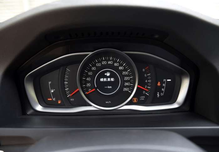 与BBA齐名,这款豪华品牌降低门槛,20万开豪车