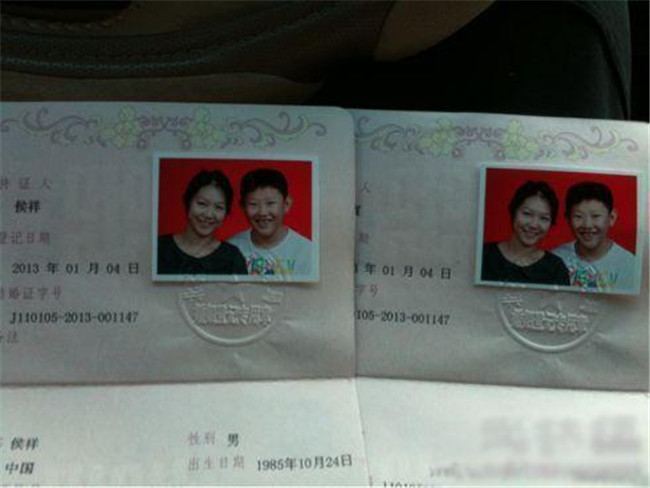 32岁侯祥娇妻近照短发搞怪,抱怨丈夫拍戏忙至今无子