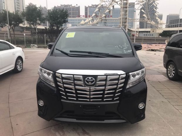 2018款丰田塞纳3.5排量 配置解析 商务车中的