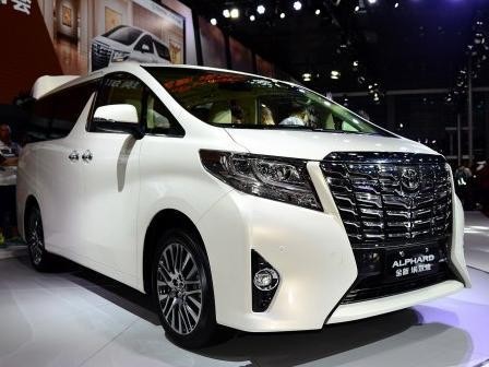 丰田2018款埃尔法上市了，基本没变价却涨了