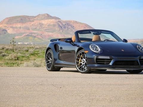 太酷了！2.9秒破百2017保时捷911 Turbo S敞篷车