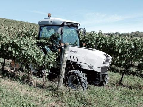 与卡宴和奥迪Q7同平台的超级品牌SUV车型即将发布