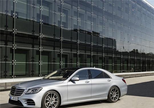 新款奔驰S级上市：直6未见身影 依旧王者风范！