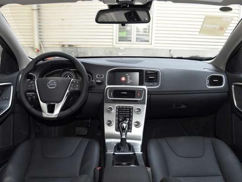 与BBA齐名,这款豪华品牌降低门槛,20万开豪车不遥远