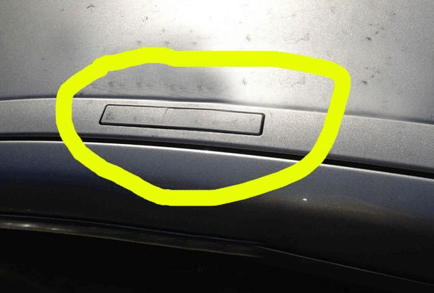 女司机这招车外藏备用钥匙汽修技师都佩服的五