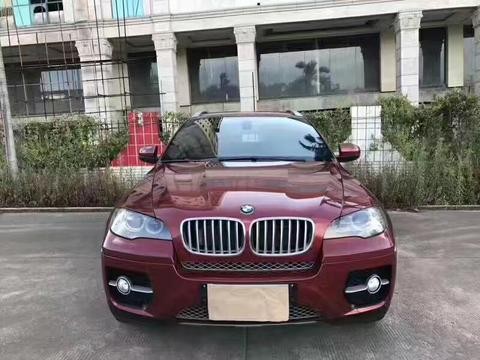 青梅竹马欲驾驶20万宝马X6，带我一路向北