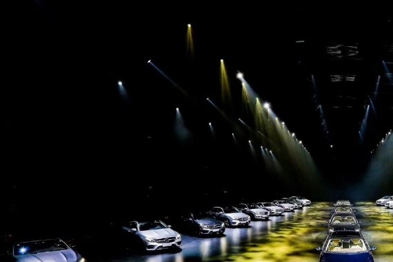 新一代S级上市，奔驰中国市场封王之战或已尘埃落定