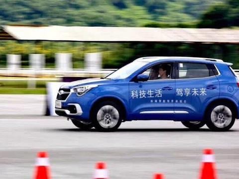 体验8万级国产SUV 动力媲美本田 外观比传祺GS4帅