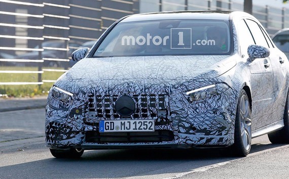 梅赛德斯-AMG 新A45再曝谍照 超400马力